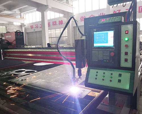 CNC plasma cutting machine/